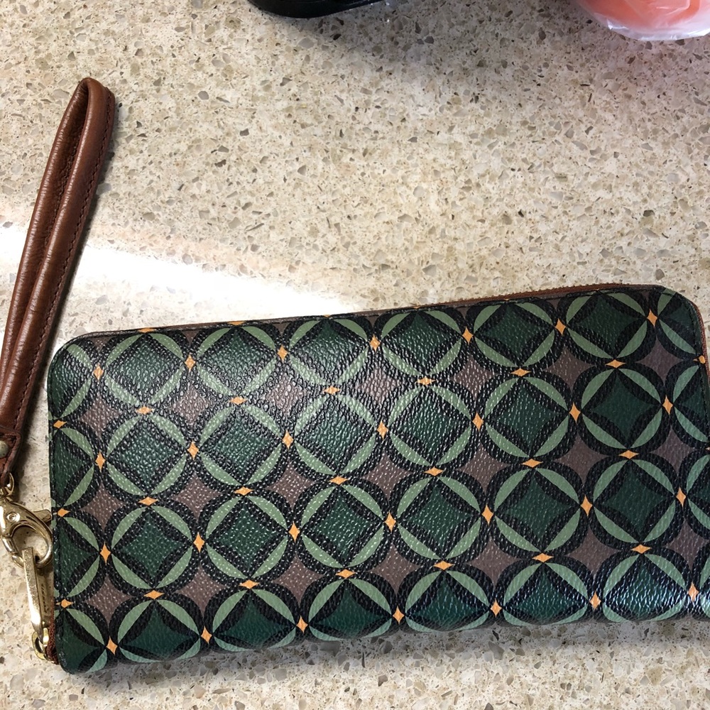 Fossil wallet